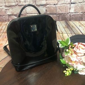 dooney & bourke patent leather pod backpack